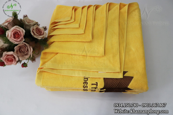 Mẫu khăn body Thoa's Wellnessmassage - Màu Vàng (Cotton)