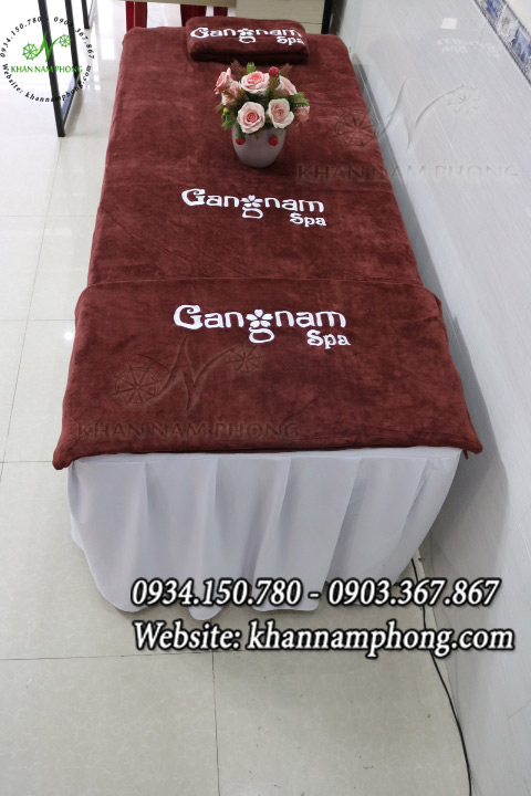 Khăn trải giường Gangnam Spa - Nâu Socola Thêu Logo - (Microfiber)