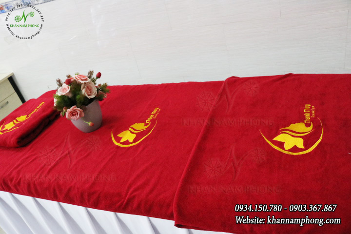 Mẫu khăn trải giường Spa Thanh Thủy Spa - Màu Đỏ (Cotton)