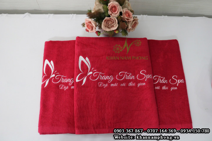 Mẫu khăn trải giường Spa Trang Trần Spa - Màu Đỏ - (Cotton)