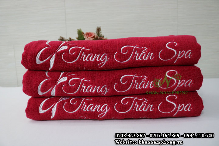 Mẫu khăn tắm Trang Trần Spa - Màu Đỏ - (Cotton)