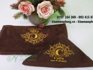 khăn spa của Calla chất liệu cotton màu nâu socola
