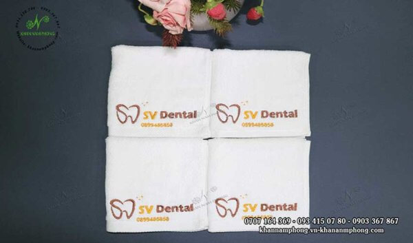 khăn của SV dental màu trắng chất liệu cottonkhăn của SV dental màu trắng chất liệu cotton