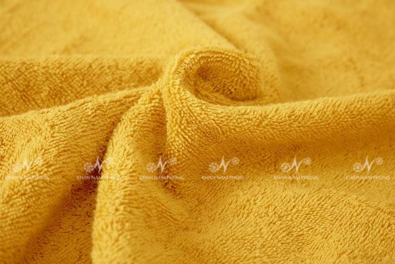 Bộ Khăn Trải Giường Spa Màu Vàng Cotton Thêu Logo