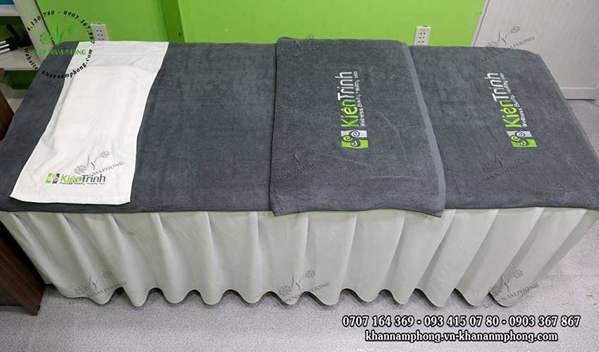 Mẫu khăn trải giường Kiên Trinh Beauty (Xám - Cotton)