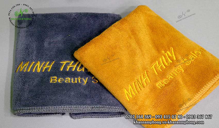 Mẫu khăn quấn tóc Minh Thùy Beauty Salon (Xám & amp; Da bò - Microfiber)