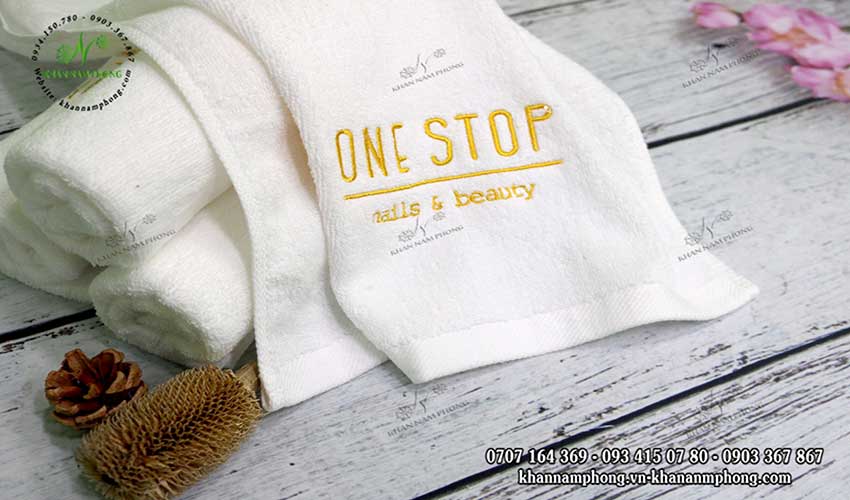 Mẫu khăn mặt One Stop Nails & amp; Beauty (Trắng - Cotton)