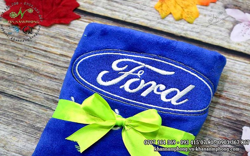 Khăn quà tặng của Ford Sài Gòn