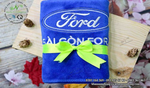 Khăn quà tặng của Ford Sài Gòn