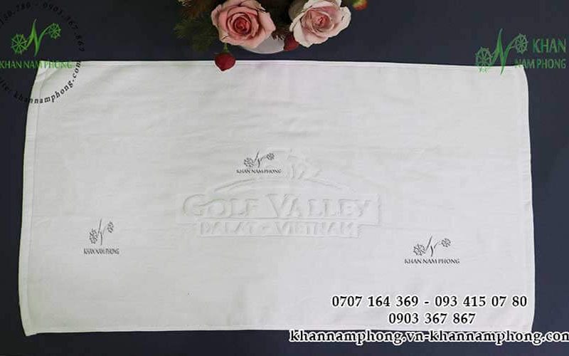 Ảnh chụp chính diện Khăn Tắm Sợi Tre, Cotton 60x120cm tại xưởng Khăn Nam Phong của Công ty TNHH Tito