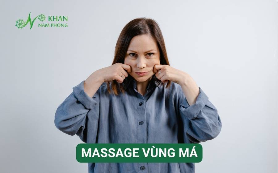 Massage vùng má