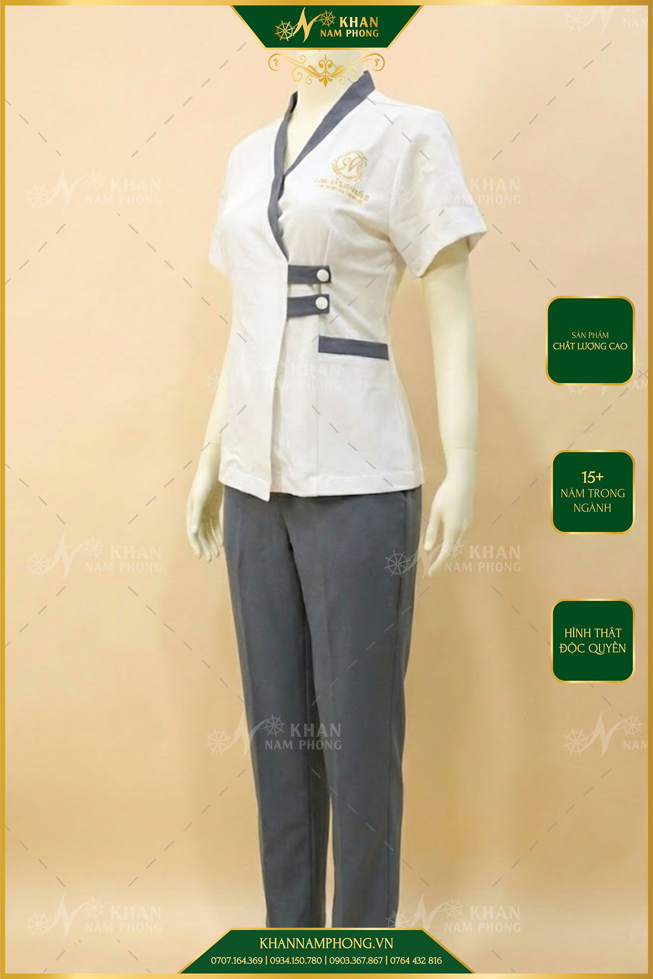 Đồng Phục Clinic Màu Trắng Gạo Chất Liệu Cotton Nhật Thêu Logo Dr Cao Yến Clinic Váy Đồng Phục Clinic Màu Trắng Gạo Chất Liệu Cotton Nhật Thêu Logo Dr Cao Yến Clinic