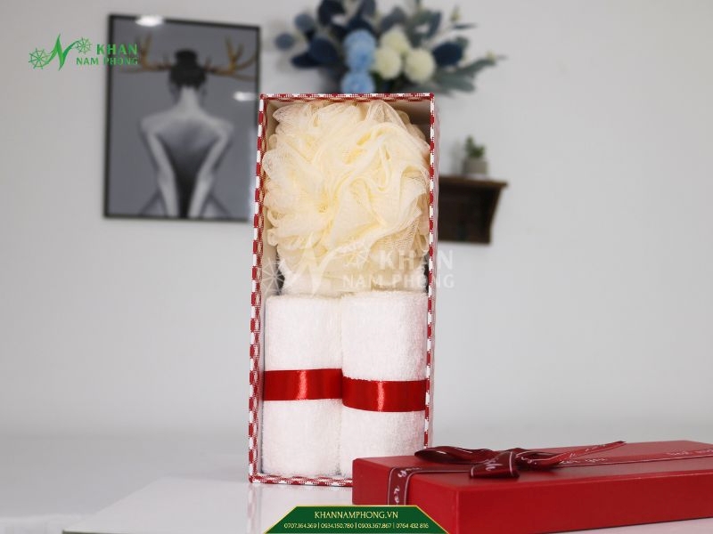 Bộ khăn mặt quà tặng kèm bông tắm làm quà tặng cho thầy cô khi ra trường