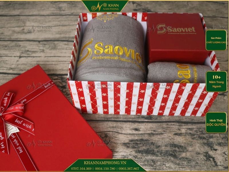 Bộ khăn tắm quà tặng cotton thêu logo kèm ly gốm sứ làm quà tặng thầy giáo cấp 2, cấp 3 dịp cuối năm