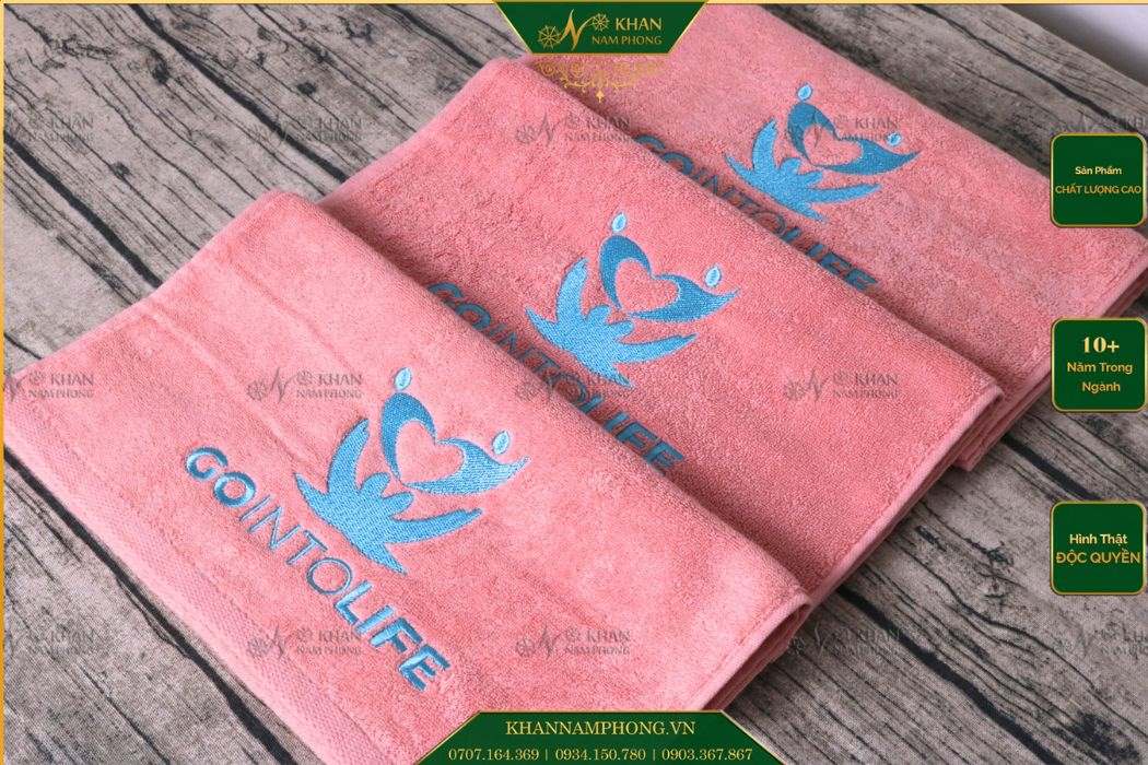 Khăn mặt massage mặt thêu logo cotton màu hồng Khăn mặt massage mặt thêu logo cotton màu hồng
