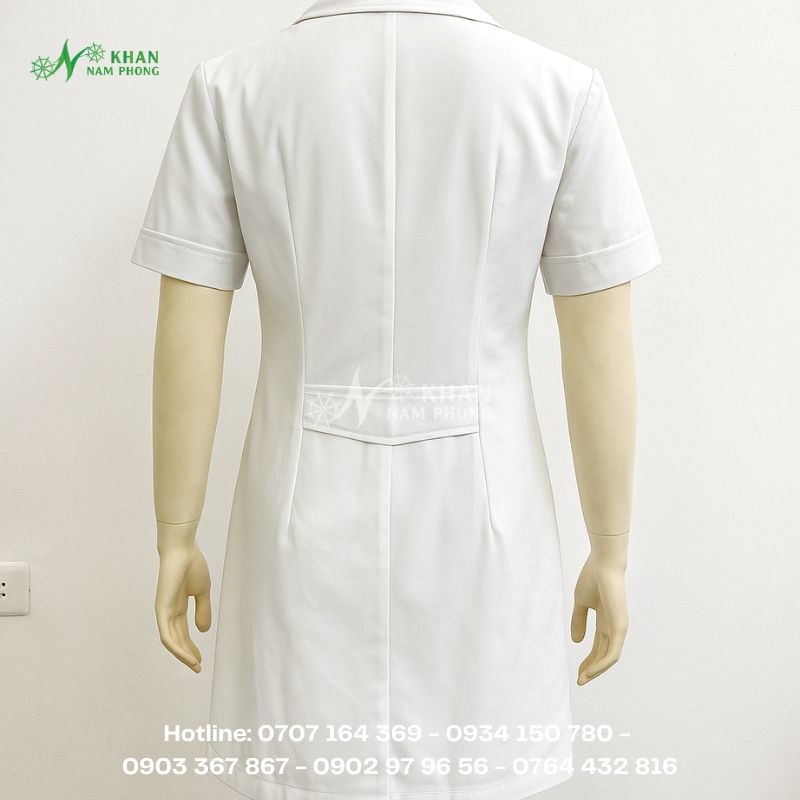 Kiểu dáng áo blouse ngành y hiện nay