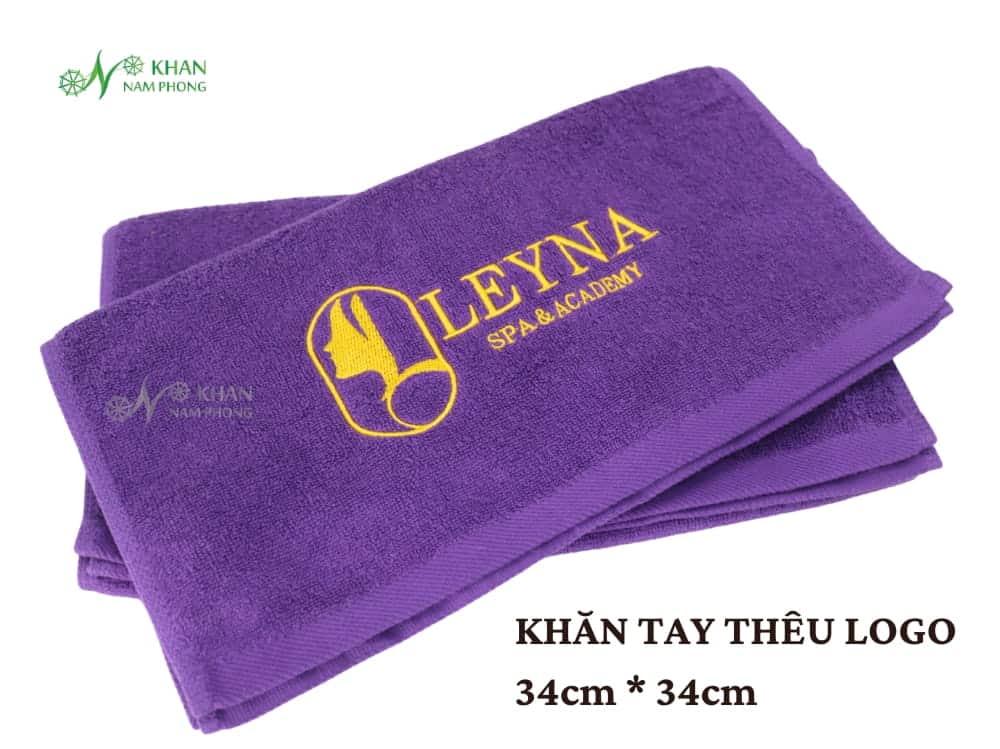 Khăn tắm thêu logo màu tím cotton - LEYNA