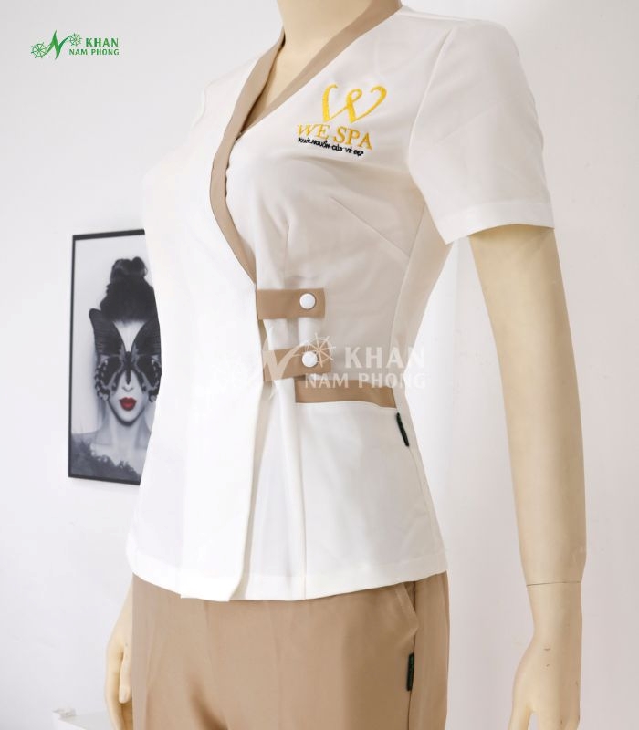 Đồng phục massage cotton lạnh màu trắng nút cài ngang eo tại Gò Vấp
