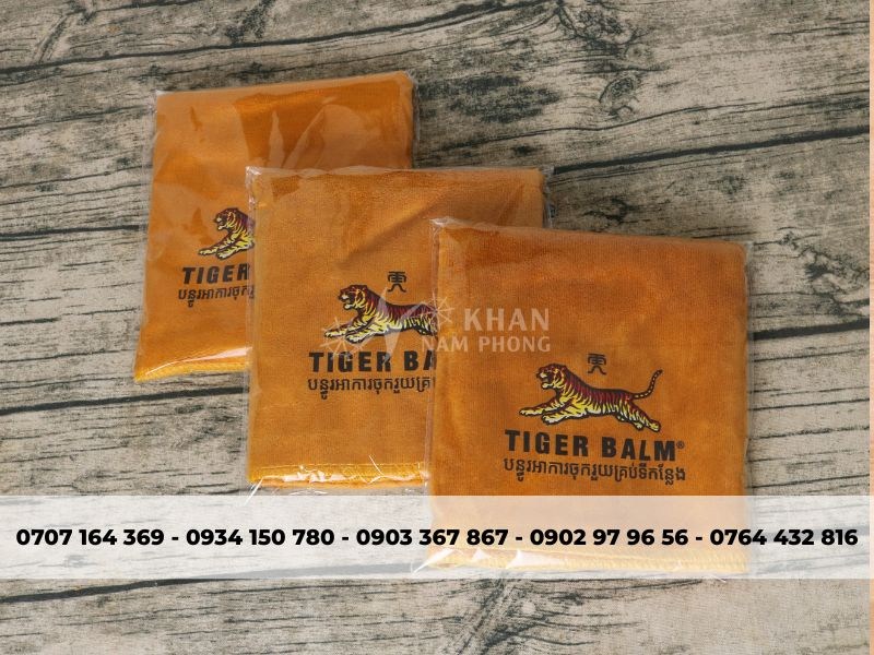 khan microfiber in logo lam qua tang khach hang