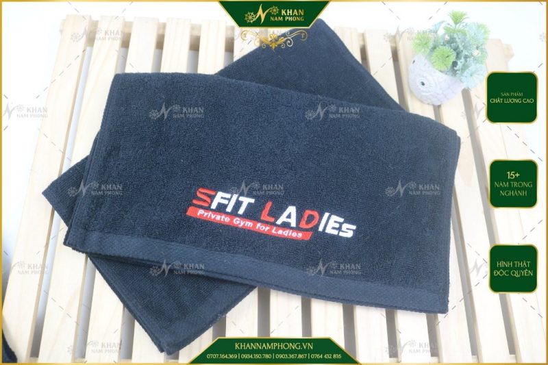 khan gym theu logo theo yeu cau 34x80 chat lieu cotton cao cap
