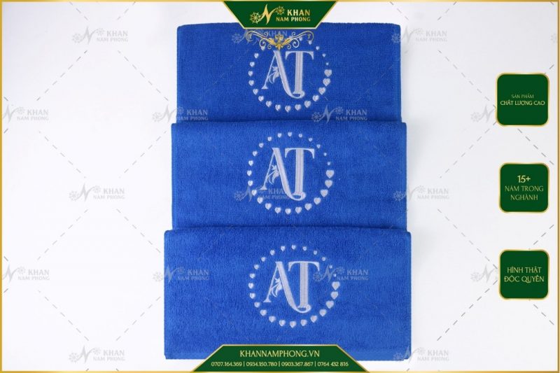 khan tap gym theu logo mau xanh cotton