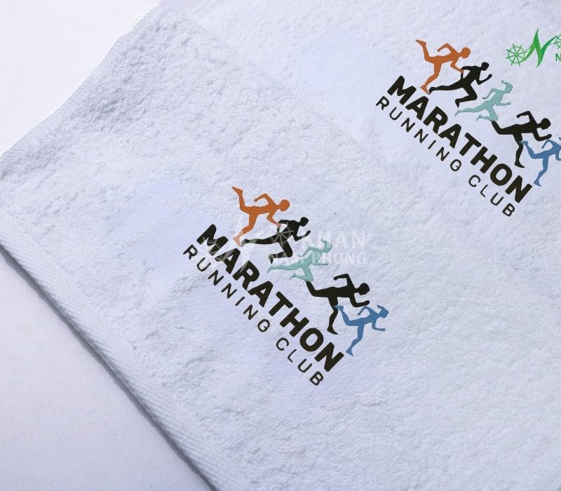 Khăn Thể Thao Chạy Bộ Màu Trắng Chất Liệu 100% Cotton Thêu Logo 34x80cm