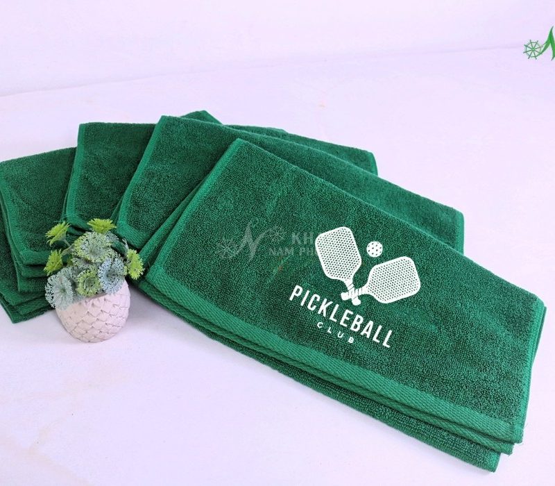 Khăn Thể Thao Pickleball Cotton Xanh Lá 34x80cm Thêu Logo Vợt Bóng Trắng