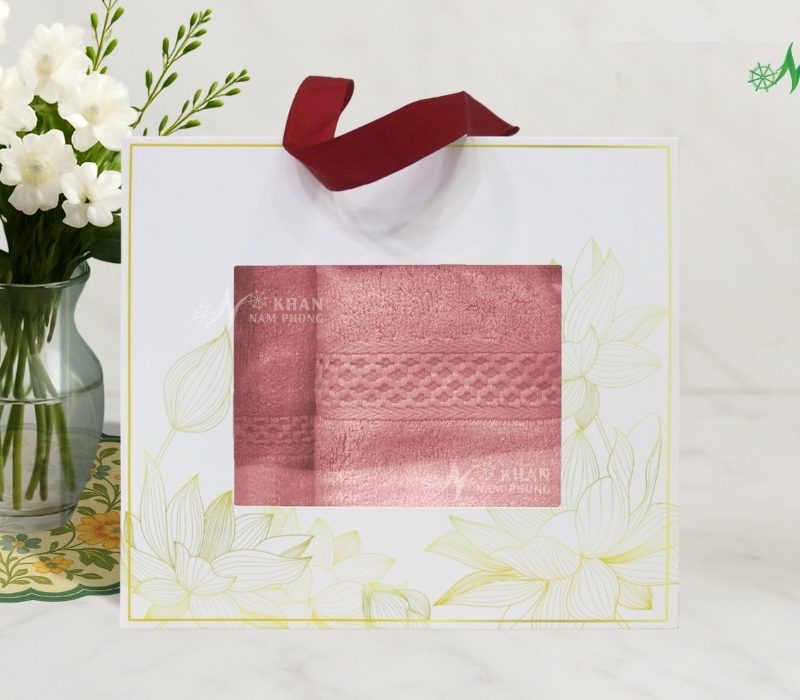 Combo 2 Khăn Quà Tặng VBamboo 28x50cm & 50x100cm Màu Hồng Đóng Gói Hộp Kéo Trắng
