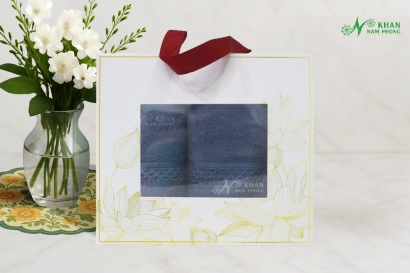 Combo 2 Khăn Quà Tặng VBamboo 28x50cm & 50x100cm Màu Xanh Navy Đóng Gói Hộp Kéo Trắng