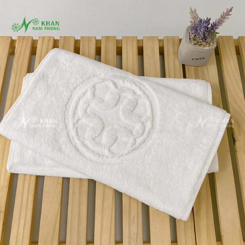 Khăn Mặt Khách Sạn Resort Cotton Cao Cấp Màu Trắng 34x80cm Dập Nổi Logo