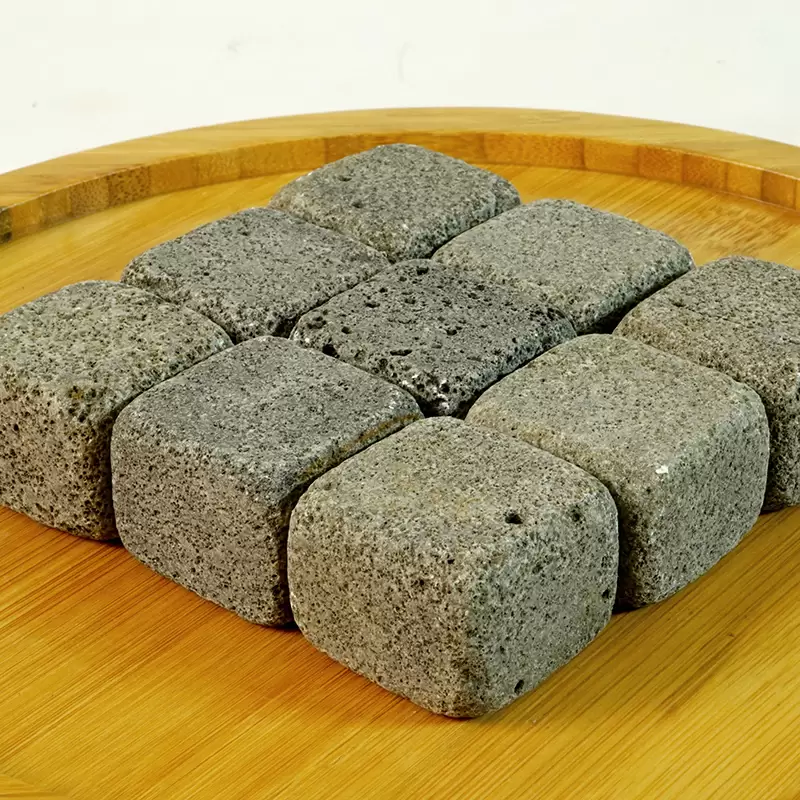 Tinh dầu hoặc đá thơm dùng trong sauna