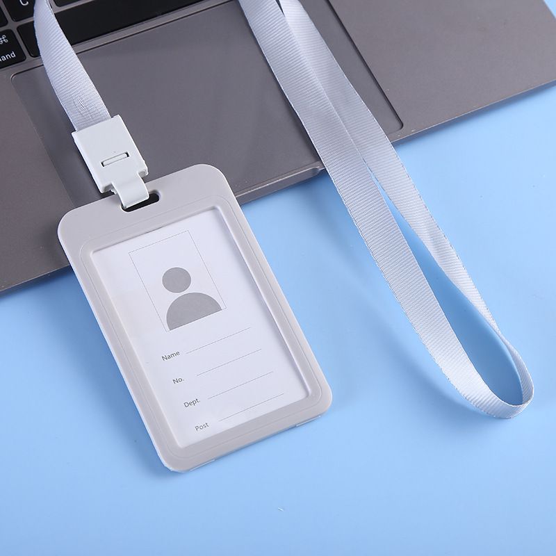 Thẻ đeo sinh viên tiện ích món quà tăng sự nhận diện