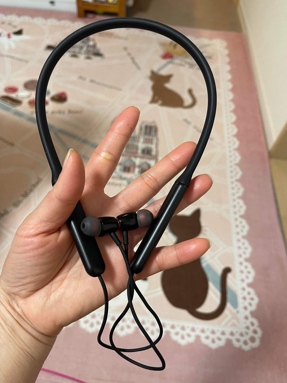 10+ Gợi Ý Quà Tặng Cho Người Chạy Bộ, Cuộc Thi Chạy Bộ Phù Hợp Nhất Tai nghe quà tặng nâng tầm trãi nghiệm khi chạy bộ