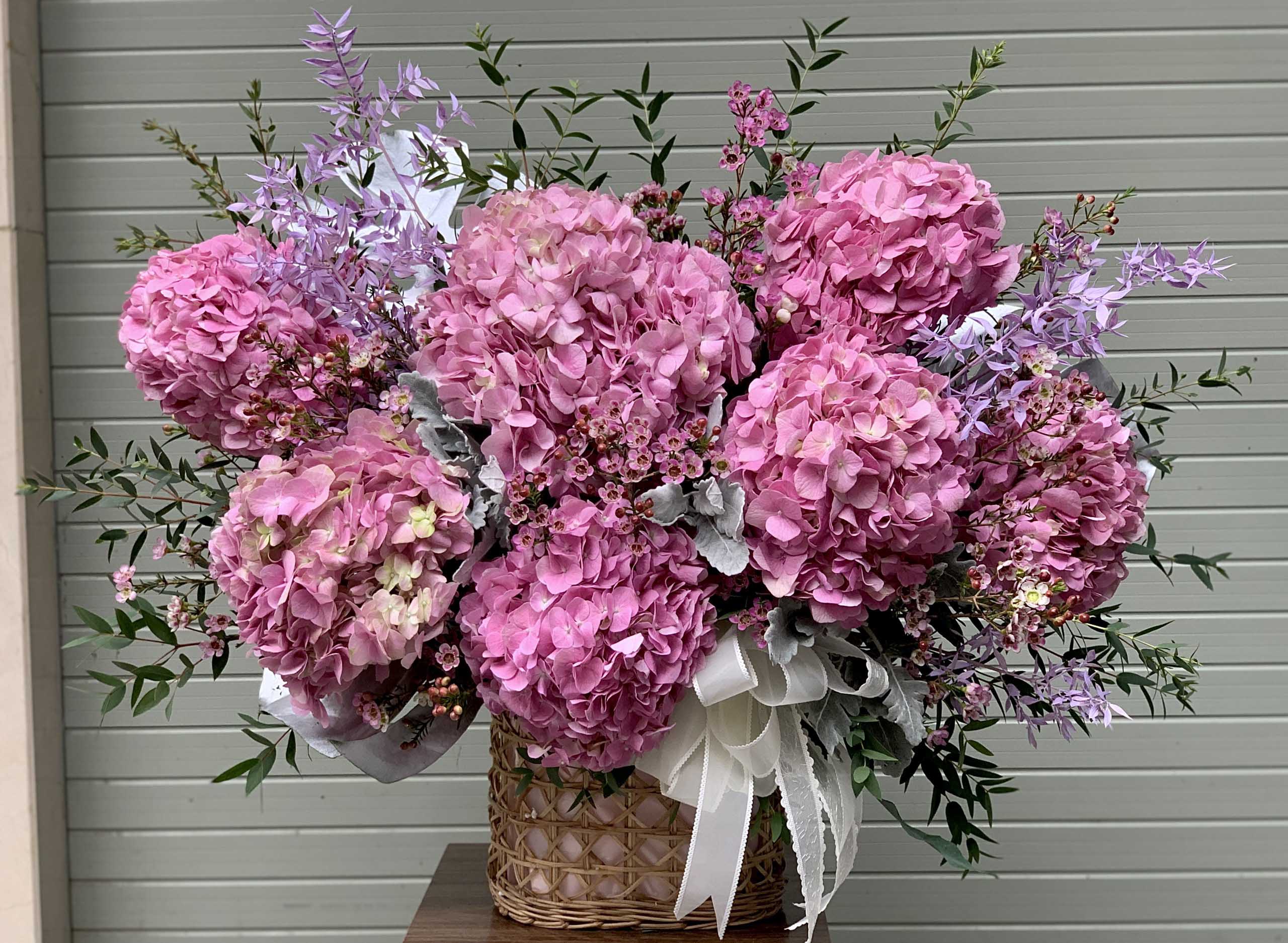 Gợi Ý 10+ Set Quà Tặng 8/3 Cho Khách Hàng Nữ Độc Đáo Ý Nghĩa