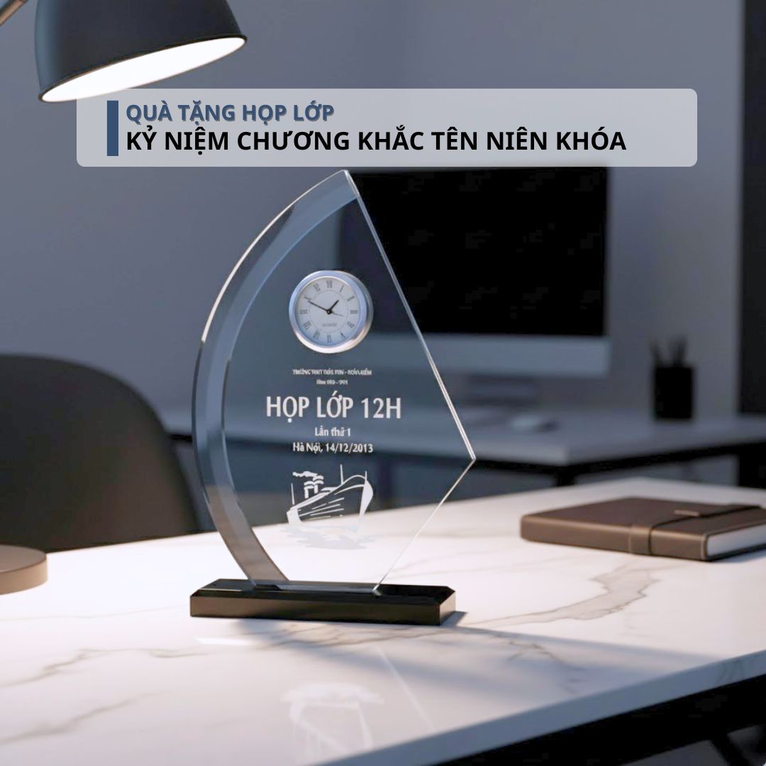 7 Gợi Ý Quà Tặng Họp Lớp Ý Nghĩa Gắn Kết Tình Bạn Quà tặng hop lớp - Kỷ niệm chương khắc tên niên khóa