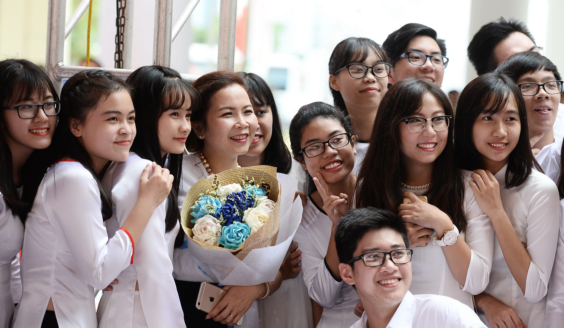 Gợi ý 10+ món quà tặng 8/3 cho cô giáo – Gửi trọn yêu thương và lòng tri ân