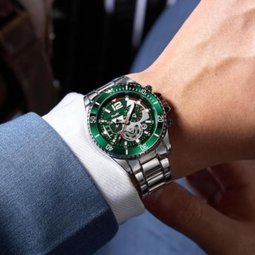 Tặng Quà Gì Cho Khách Hàng Cuối Năm Ý Nghĩa Và Tinh Tế? Đồng hồ đeo tay dành tặng khách hàng VIP