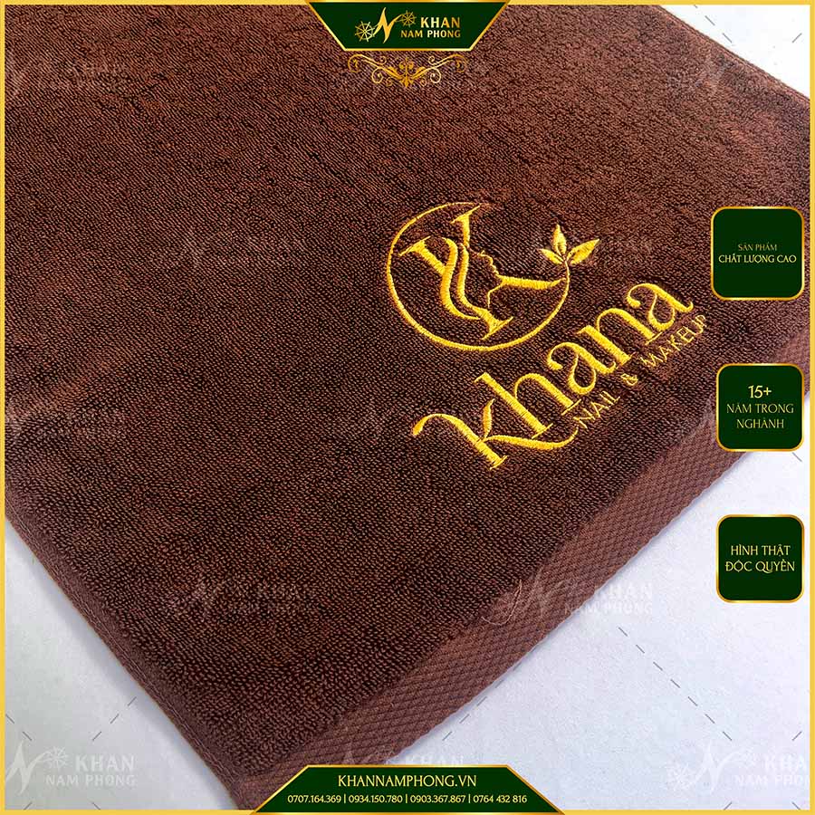 Khăn Làm Nail Cotton Thêu Logo "Khana" 34x80cm & 40x60cm Màu Nâu Socola Khăn Làm Nail Cotton Thêu Logo "Khana" 34x80cm & 40x60cm Màu Nâu Socola