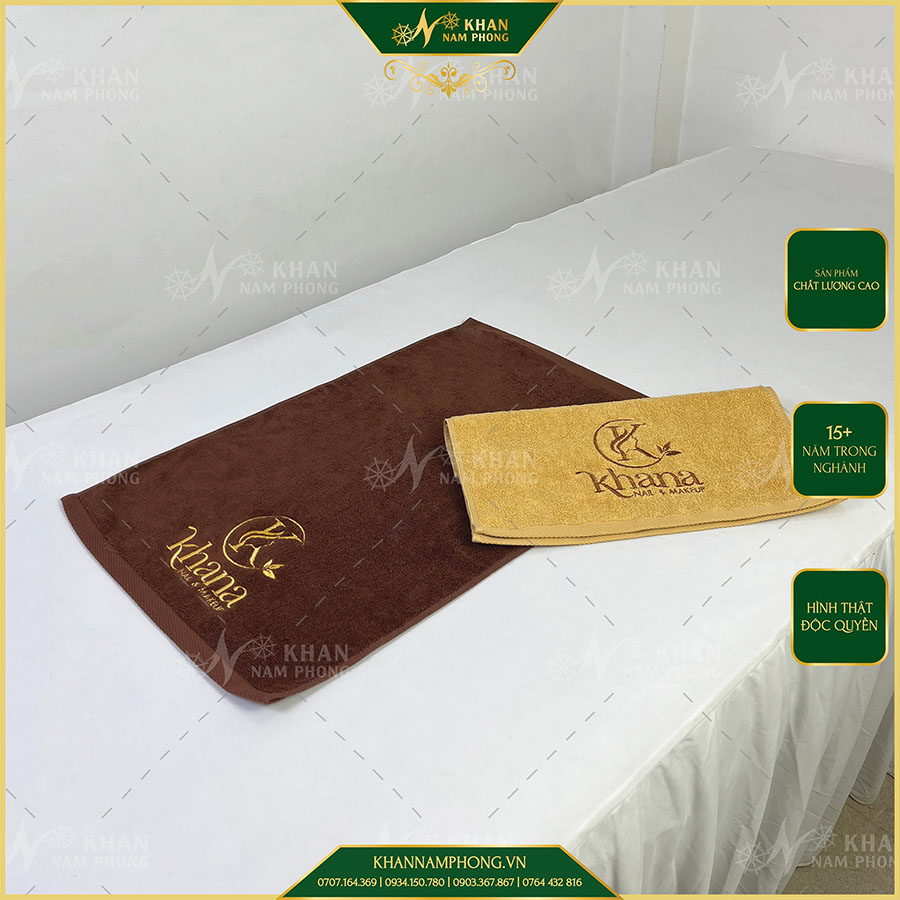 Khăn Làm Nail Cotton Thêu Logo "Khana" 34x80cm & 40x60cm Màu Nâu Socola Khăn Làm Nail Cotton Thêu Logo "Khana" 34x80cm & 40x60cm Màu Nâu Socola