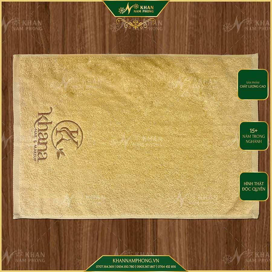 Khăn Làm Nails Thêu Logo "Khana" Màu Vàng Bò 34x80cm *& 40x60cm Khăn Làm Nails Thêu Logo "Khana" Màu Vàng Bò 34x80cm *& 40x60cm