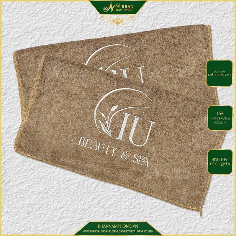 Khăn Làm Nail Microfiber Màu Vàng Nhạt Thêu Logo IU Beauty & Spa