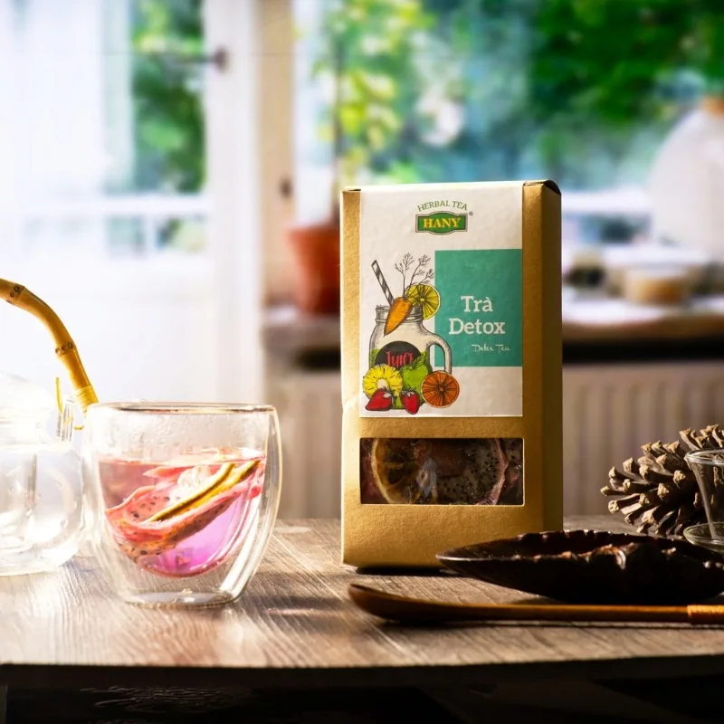 Bộ ấm trà thượng hạng kết hợp quà tặng khăn bông trang nhã cho đối tác trung niên