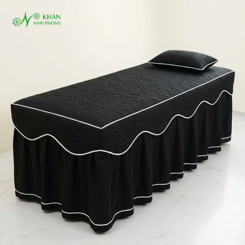 Mẫu Ga Giường Spa Kate Chần Bông Màu Đen Tỉ Lệ Vuông 1X1 Ga giường spa Kate chần bông màu đen chụp chính diện vuông vắn