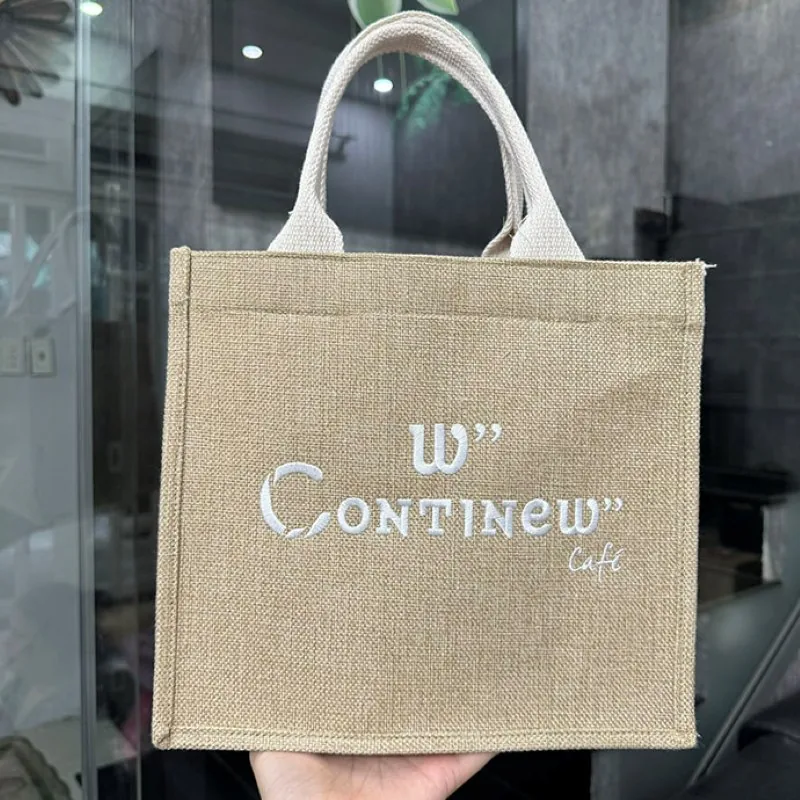Khăn Nam Phong hợp tác cung ứng phôi khăn thêu logo linh hoạt cho các đối tác Agency quà tặng