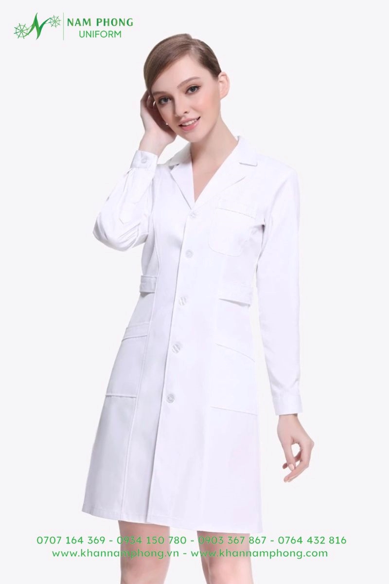 Áo blouse điều dưỡng thêu logo của Nam Phong