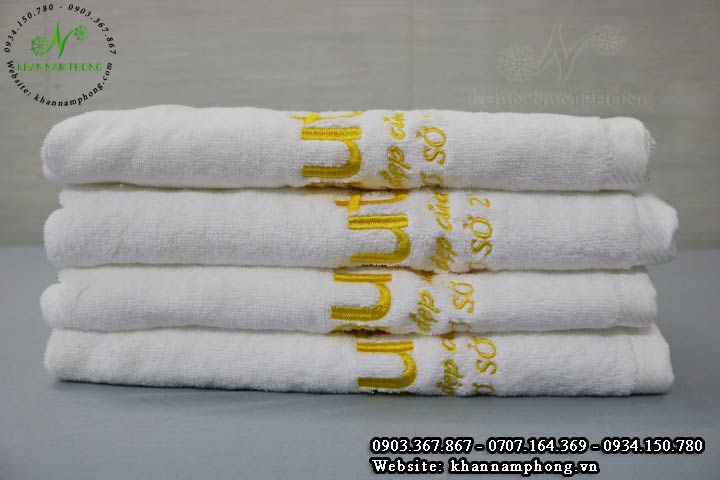 Khăn Tắm Spa, Khăn Body Màu Trắng Thêu Logo (Màu Trắng - Cotton) Khăn Tắm Spa, Khăn Body Màu Trắng Thêu Logo (Màu Trắng - Cotton)
