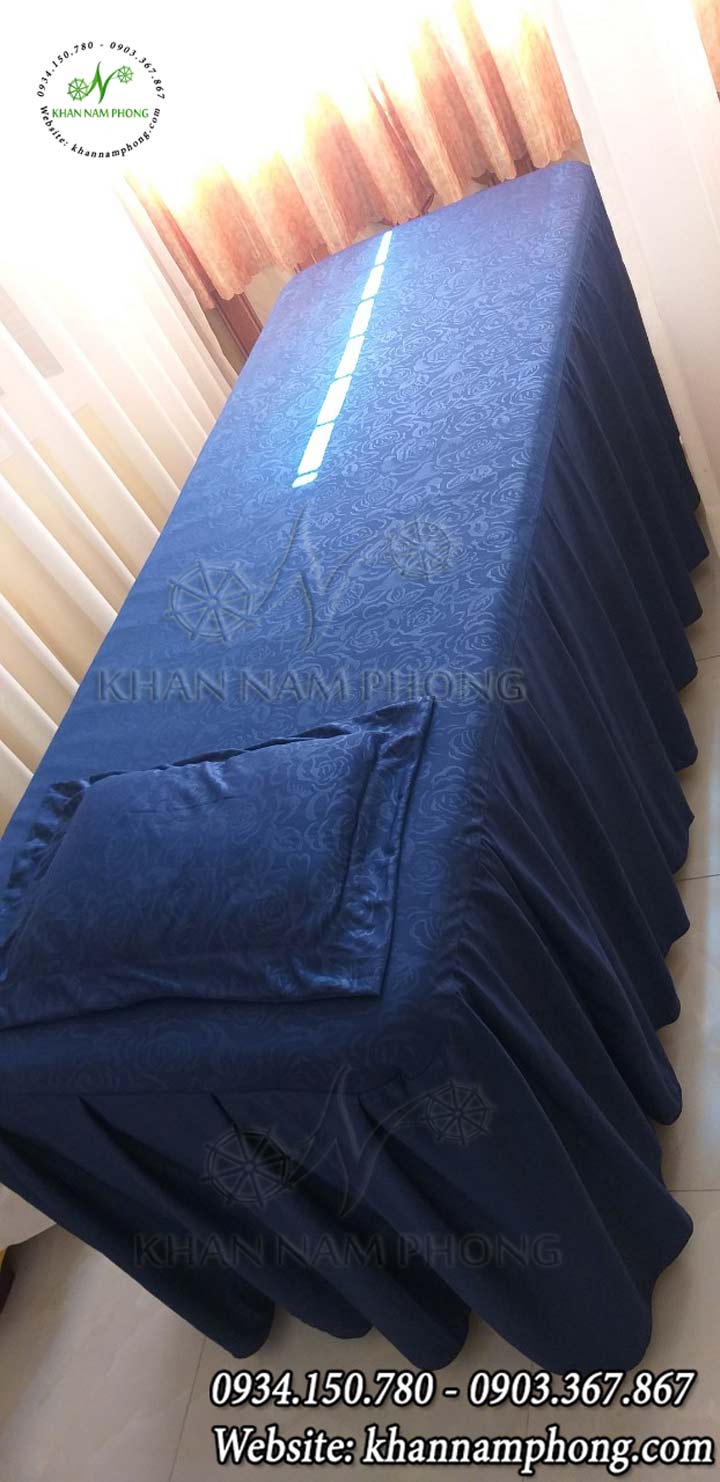 Ga Trải Giường Spa Bằng Thun Gấm Màu Xanh Navy Kèm Gối Có Khoét Lỗ Ga trải giường spa màu xanh navy với thiết kế thông minh kèm gối tiện dụng