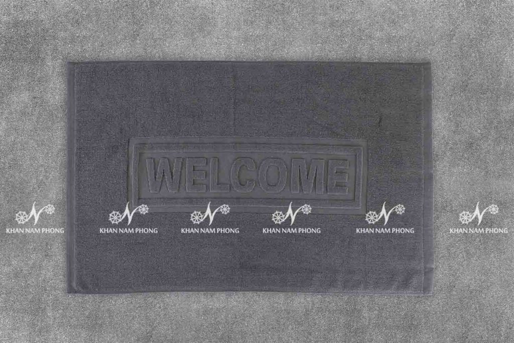 Thảm Chân Khách Sạn Màu Xám 45x75cm, 320gr, Có Logo (Loại A) Thảm Chân Khách Sạn Màu Xám 45x75cm, 320gr, Có Logo (Loại A)