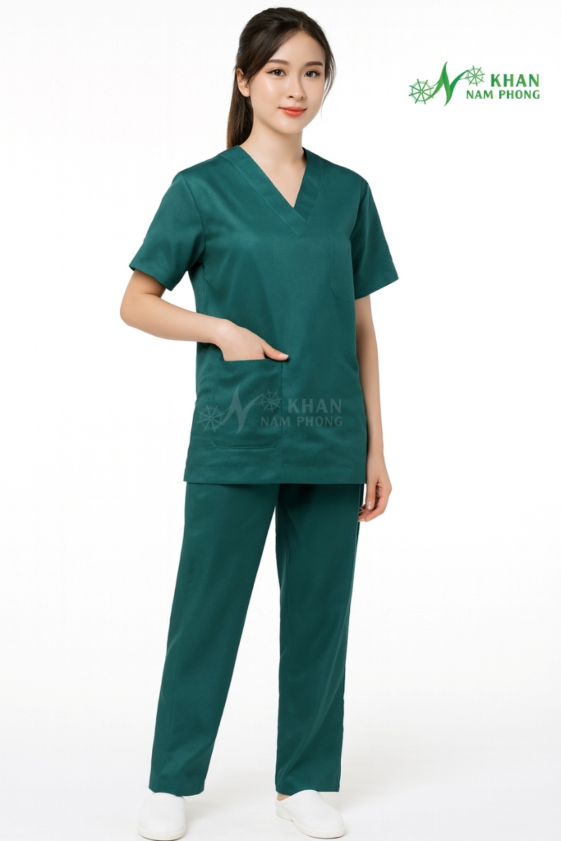 Áo Blouse Cổ Tim Màu Trắng Đẹp Dành Cho Spa Áo Blouse Cổ Tim Màu Trắng Đẹp Dành Cho Spa