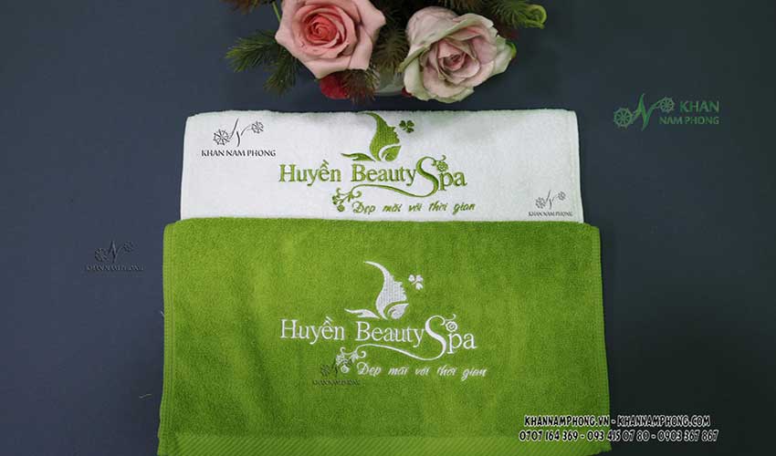 Khăn Quấn Tóc Spa Màu Xanh Cốm, Trắng 100% Cotton Cao Cấp 34X80Cm Thêu Logo Khăn Quấn Tóc Spa Màu Xanh Cốm, Trắng 100% Cotton Cao Cấp 34x80cm Thêu Logo